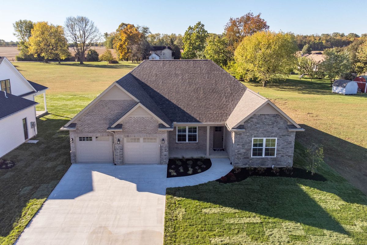The Everglade model by Maplewood Contractors